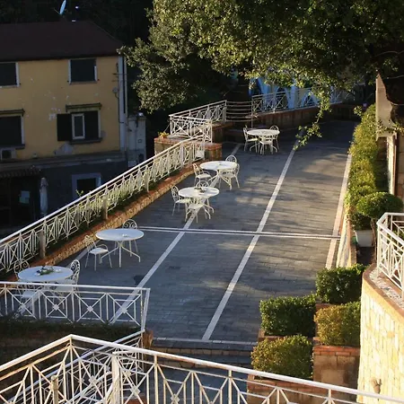 Apart-hotel Giardini Capodimonte